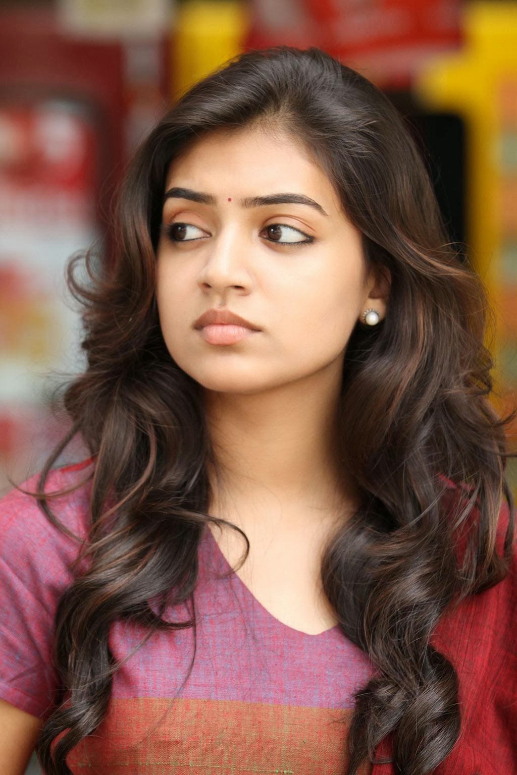 Actress Nazriya Nazim Age, Profile, Pictures, Biography - Country Media